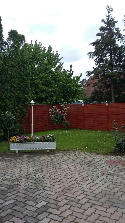 Готель Napfuerdo Vendeghaz Мезйокйовешд Екстер'єр фото